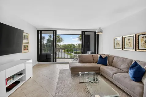 4748 S Ocean Boulevard Highland Beach FL 33487