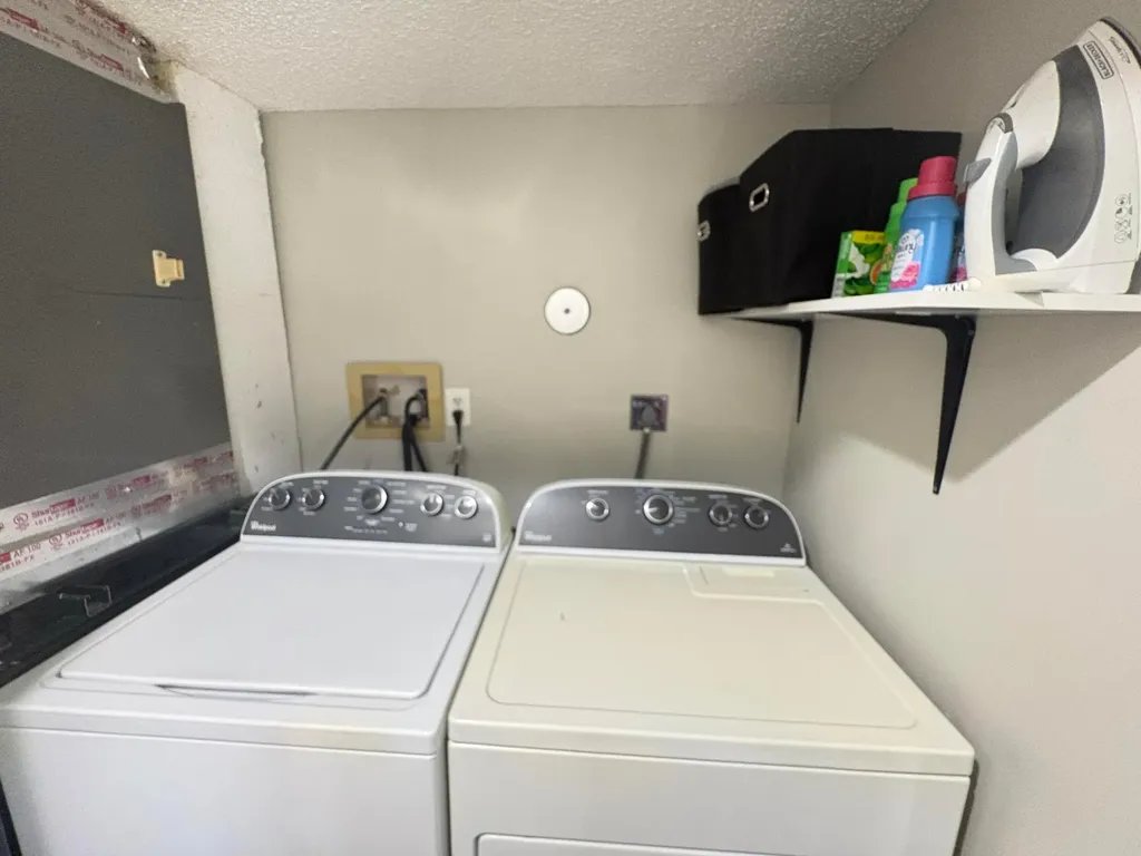 690 SE 23rd Avenue Pompano Beach FL 33062