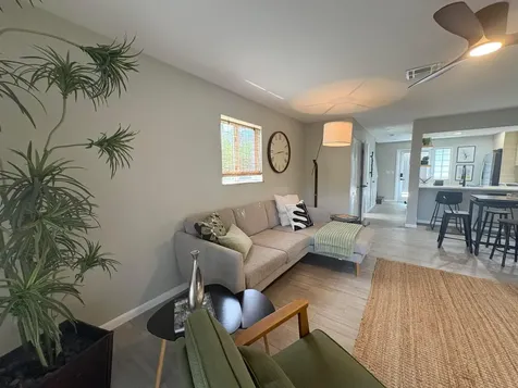 690 SE 23rd Avenue Pompano Beach FL 33062