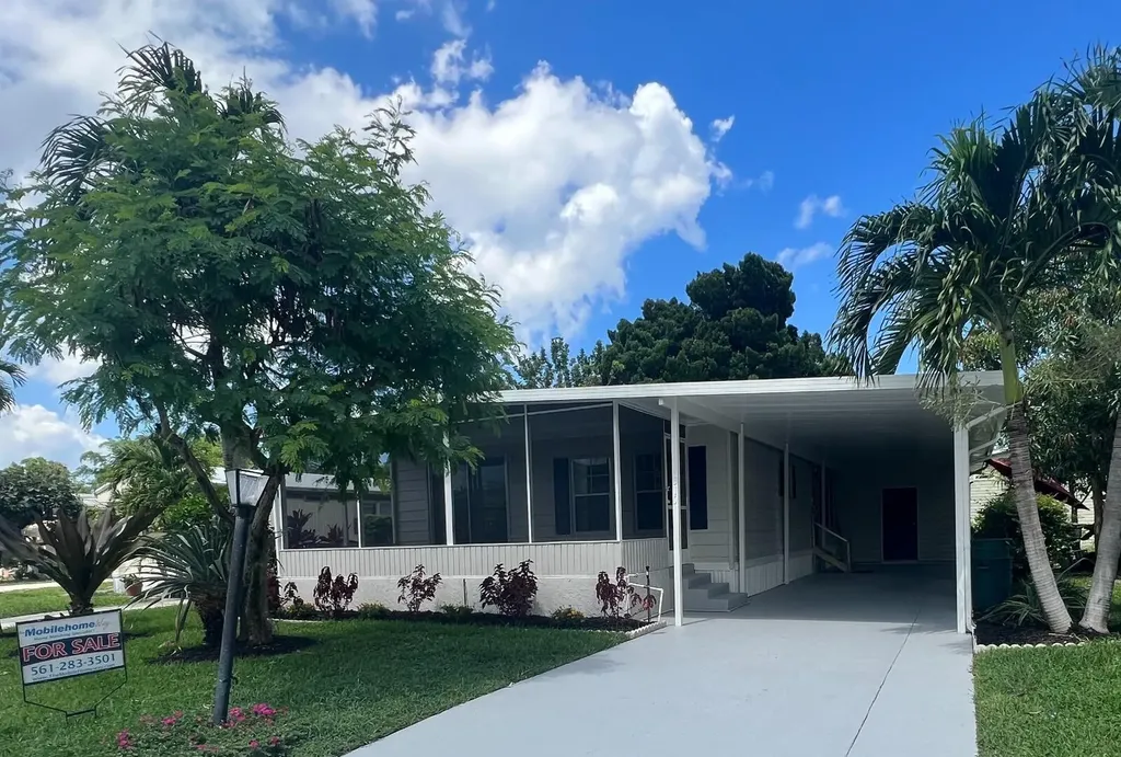 4310 Viola Drive Greenacres FL 33463
