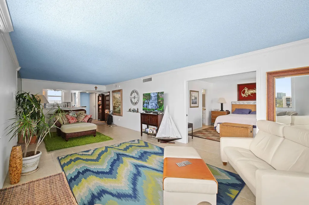 3100 NE 49 Street Street NE Fort Lauderdale FL 33308