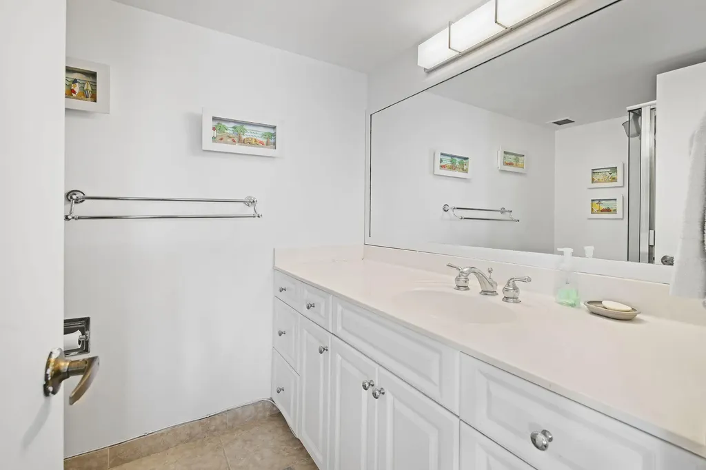 3100 NE 49 Street Street NE Fort Lauderdale FL 33308