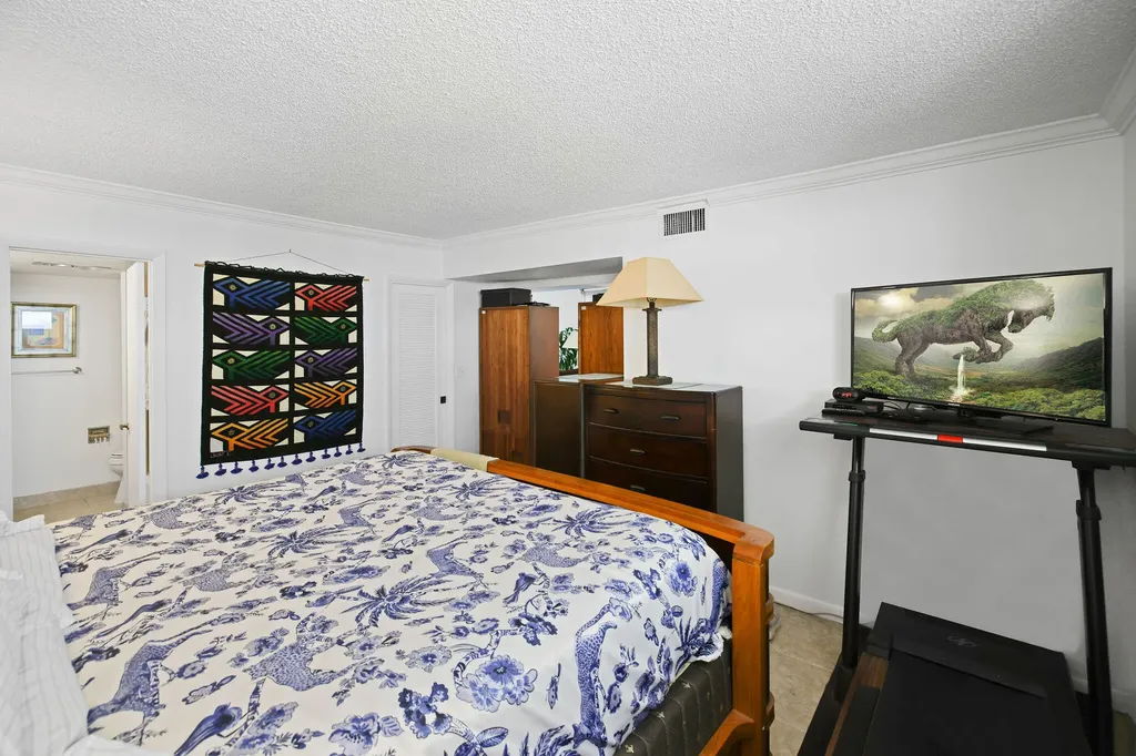 3100 NE 49 Street Street NE Fort Lauderdale FL 33308