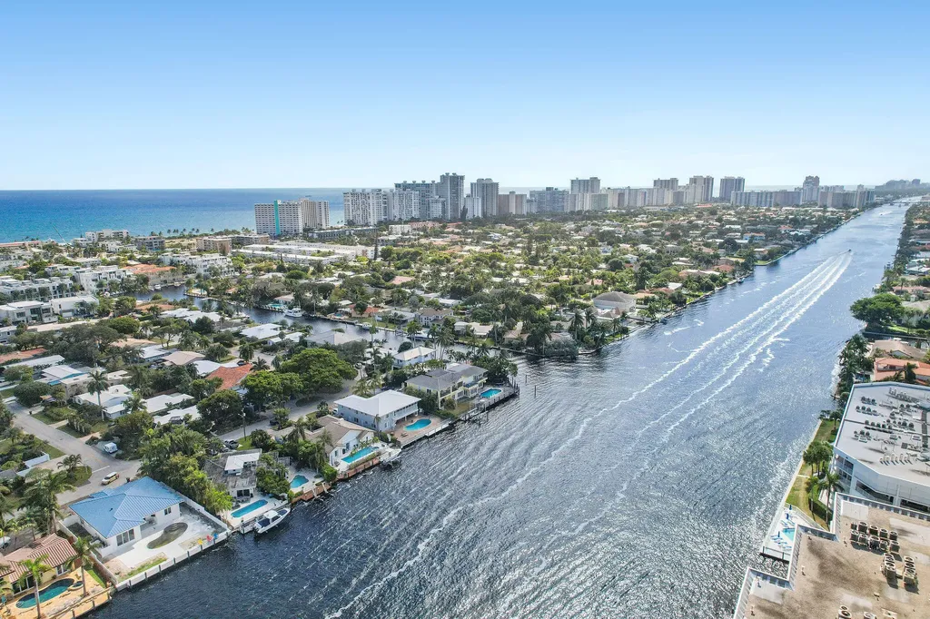 3100 NE 49 Street Street NE Fort Lauderdale FL 33308