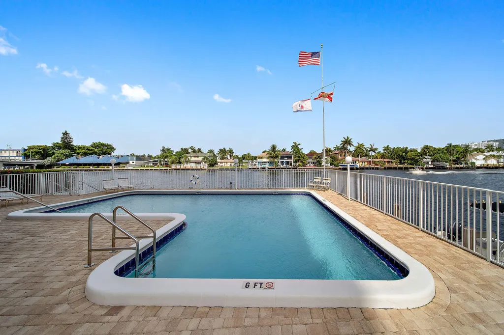 3100 NE 49 Street Street NE Fort Lauderdale FL 33308