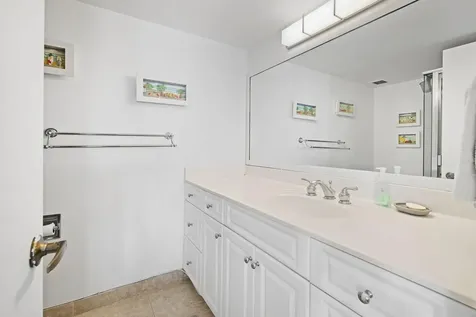 3100 NE 49 Street Street NE Fort Lauderdale FL 33308