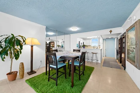 3100 NE 49 Street Street NE Fort Lauderdale FL 33308