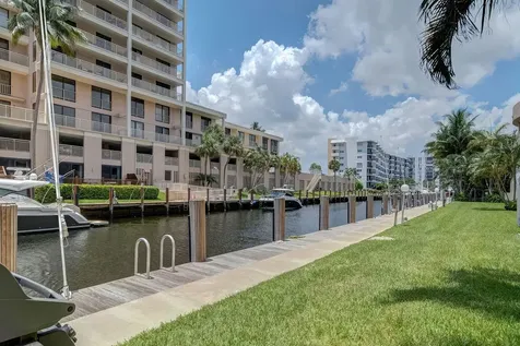 3100 NE 49 Street Street NE Fort Lauderdale FL 33308