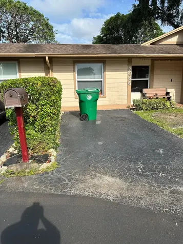 2086 SW 71st Way Davie FL 33317