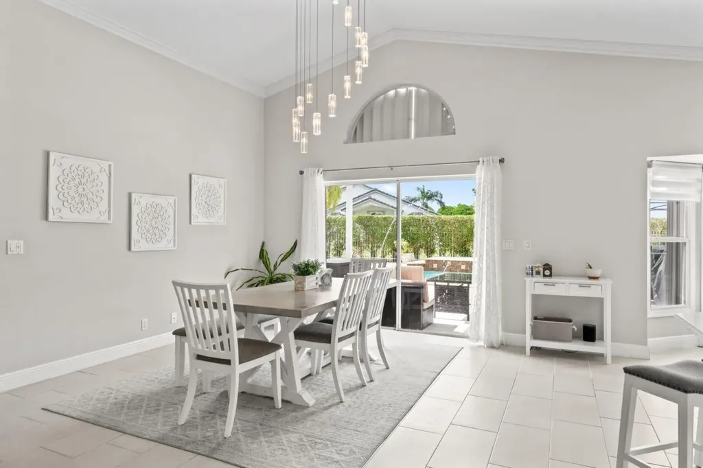 2538 Egret Lake Drive Greenacres FL 33413