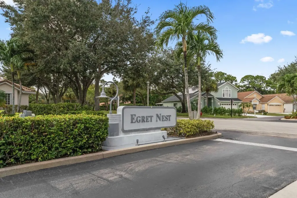 2538 Egret Lake Drive Greenacres FL 33413