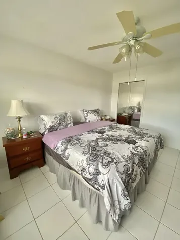 68 Stratford E West Palm Beach FL 33417