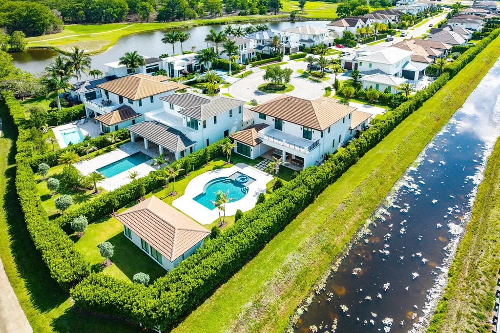 3192 Blue Cypress Lane Wellington FL 33414