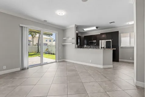 6878 NW 33rd Street Margate FL 33063