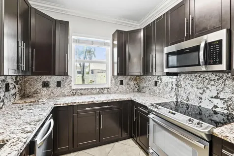 6878 NW 33rd Street Margate FL 33063