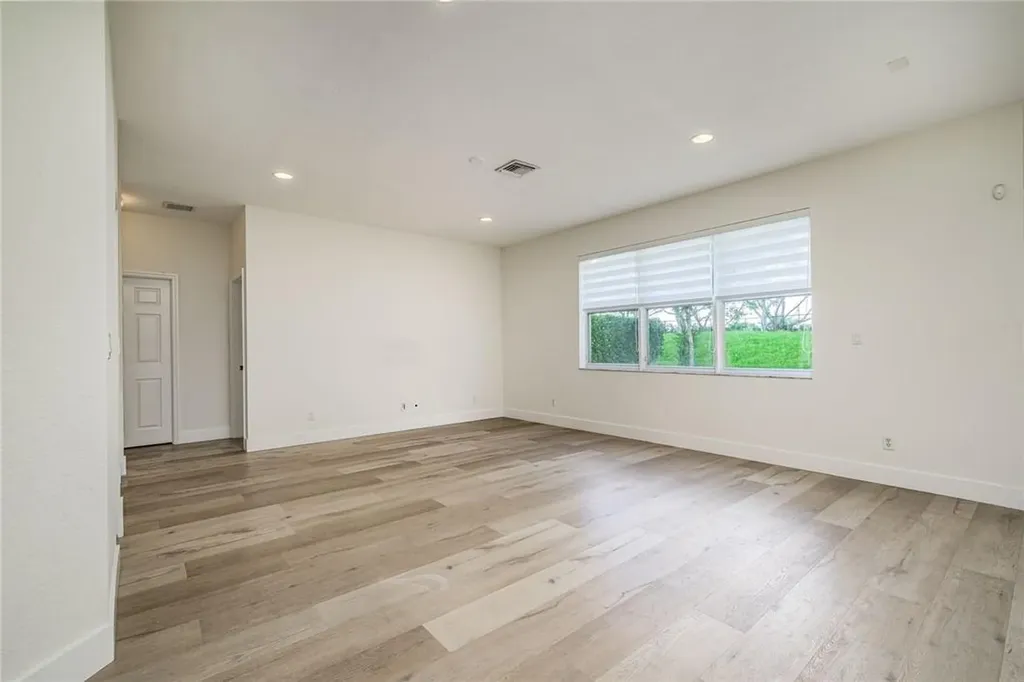 19364 S Whitewater Avenue Weston FL 33332