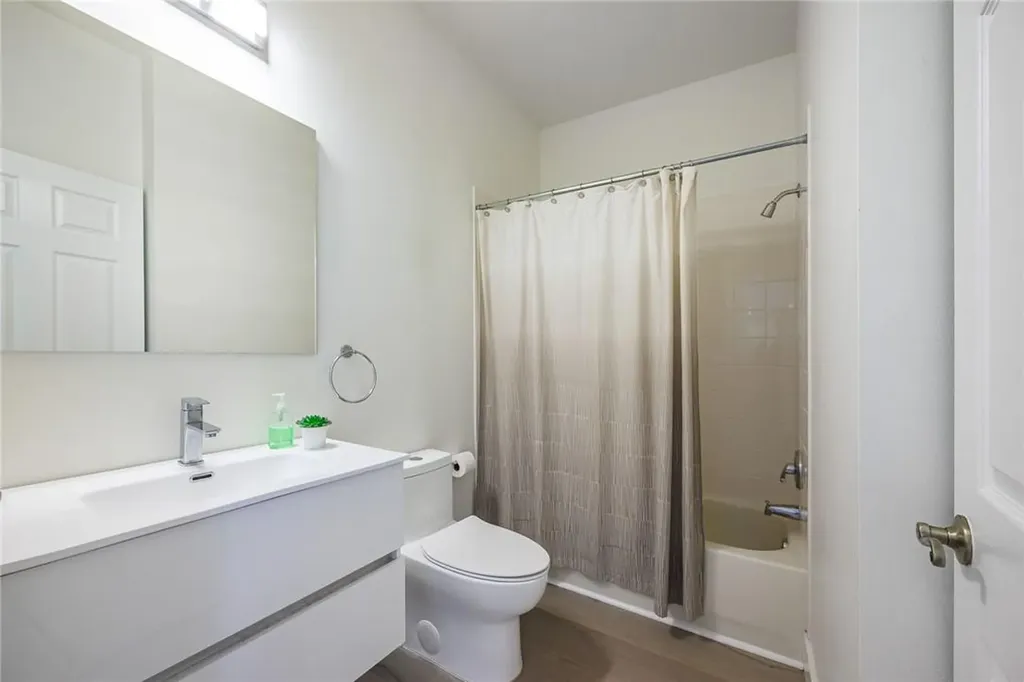19364 S Whitewater Avenue Weston FL 33332