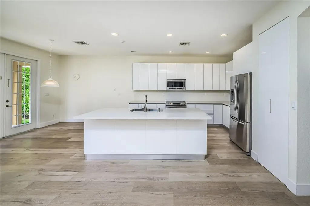 19364 S Whitewater Avenue Weston FL 33332