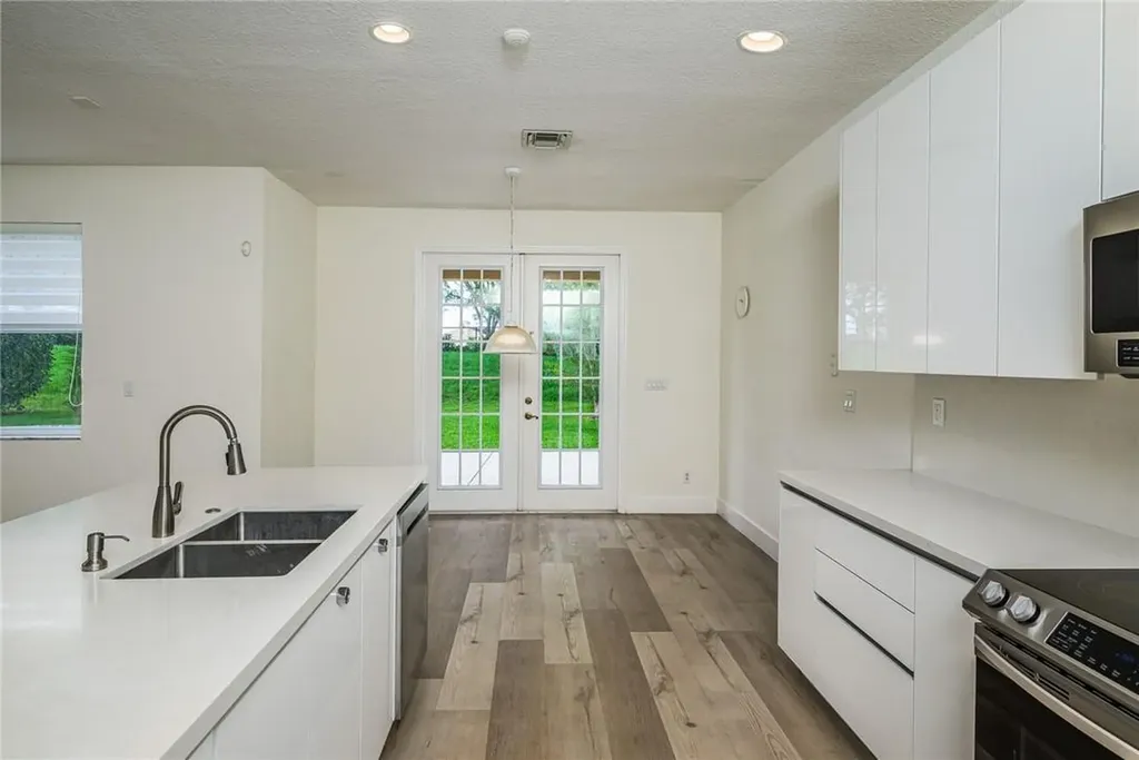 19364 S Whitewater Avenue Weston FL 33332