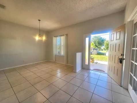 1852 SW Janette Avenue Port St Lucie FL 34953