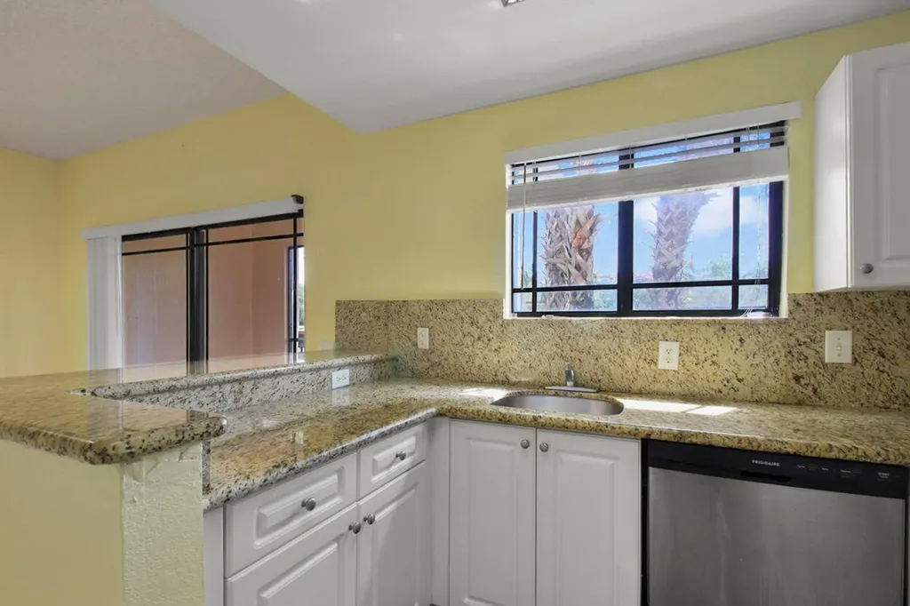 2807 Veronia Drive Palm Beach Gardens FL 33410