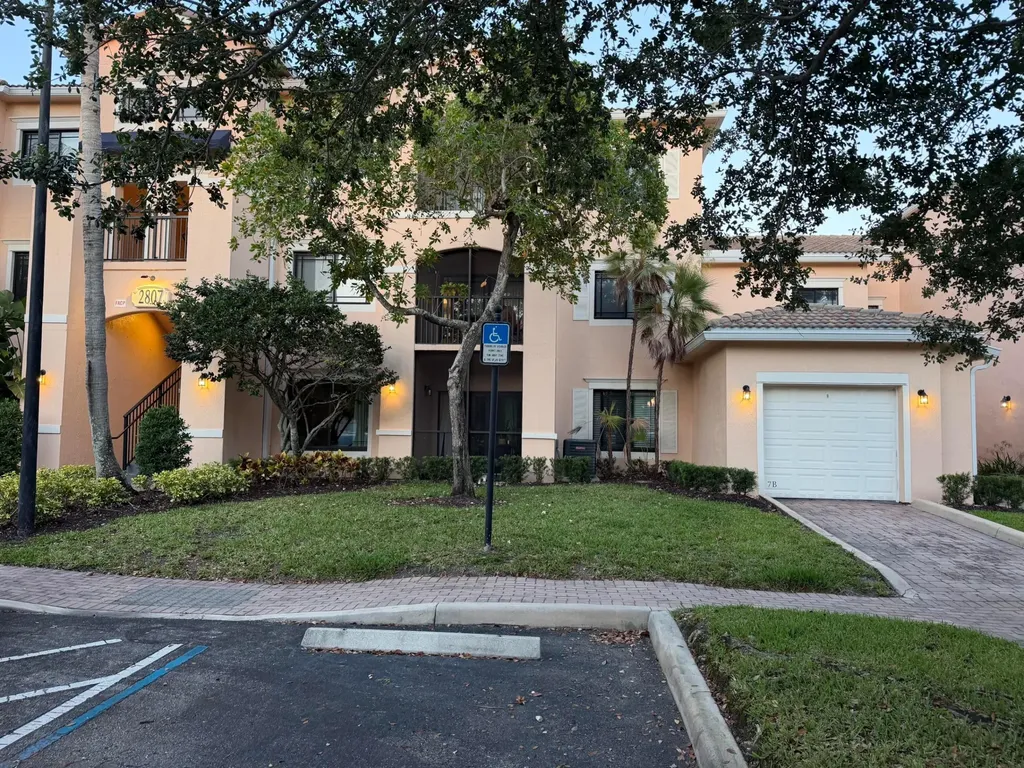 2807 Veronia Drive Palm Beach Gardens FL 33410