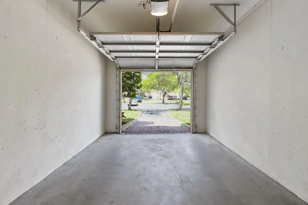 2807 Veronia Drive Palm Beach Gardens FL 33410