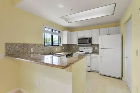 2807 Veronia Drive Palm Beach Gardens FL 33410