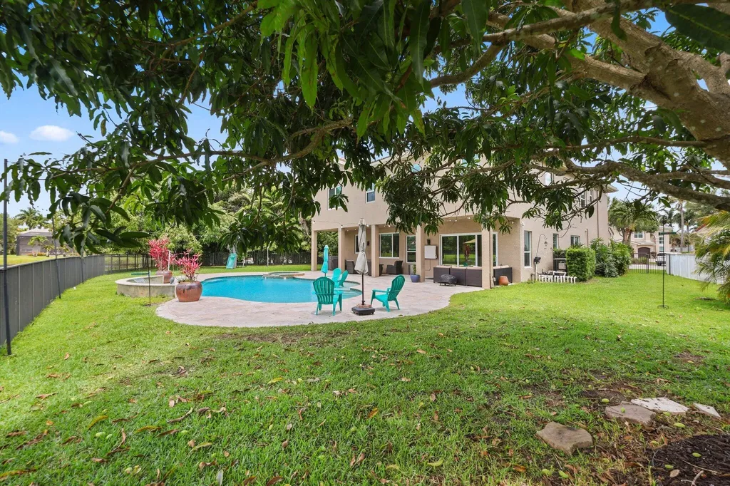 8578 Trailwinds Court Boynton Beach FL 33473