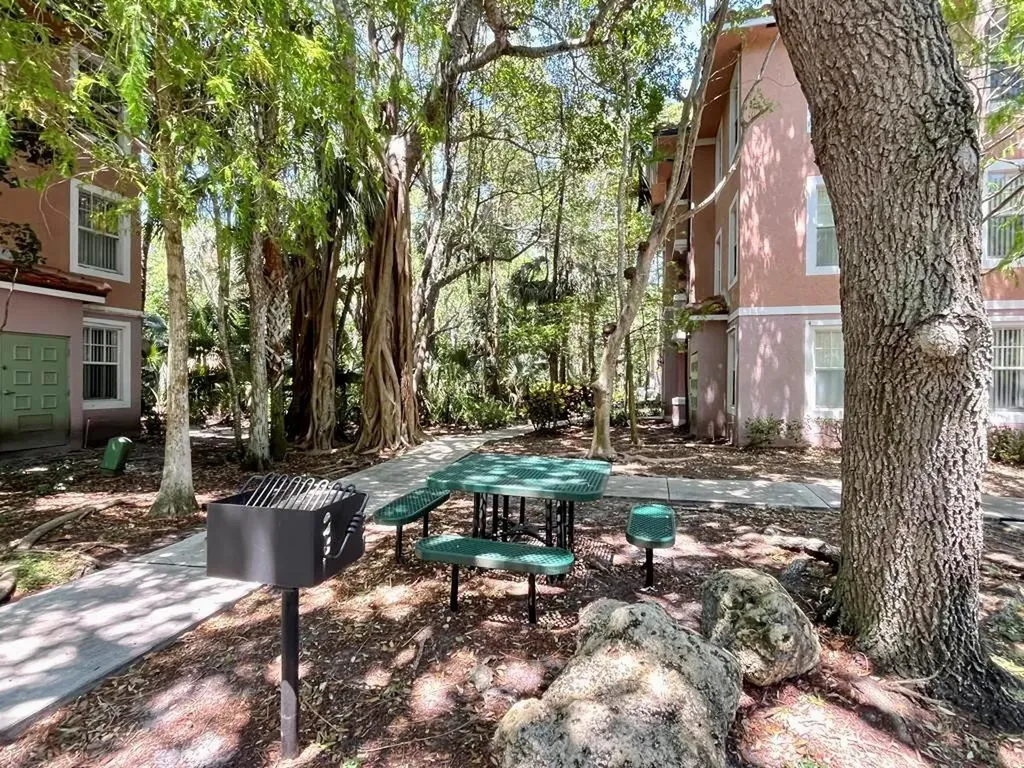 6812 W Sample Road Coral Springs FL 33067