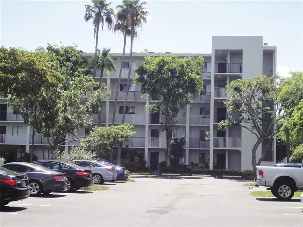 2213 Cypress Island Drive Pompano Beach FL 33069