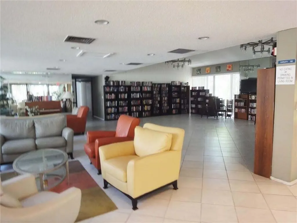 2213 Cypress Island Drive Pompano Beach FL 33069