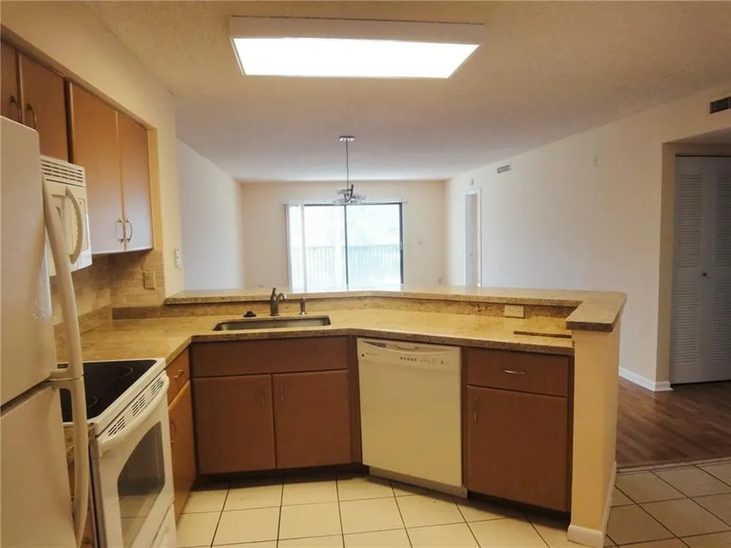 2213 Cypress Island Drive Pompano Beach FL 33069