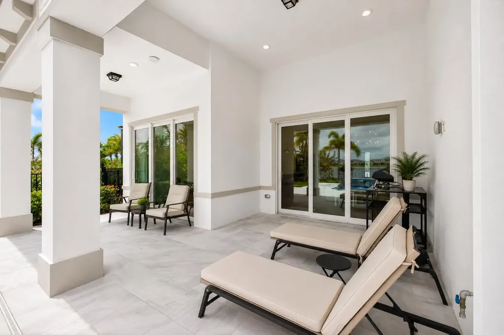 10358 Northbrook Circle Palm Beach Gardens FL 33412