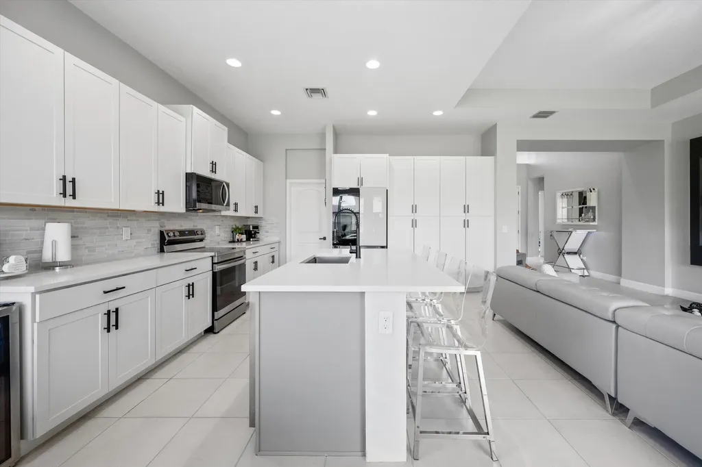 16293 Melogold Drive Westlake FL 33470