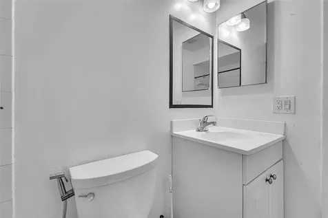 2698 N Nob Hill Road Sunrise FL 33322