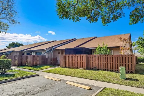 2698 N Nob Hill Road Sunrise FL 33322