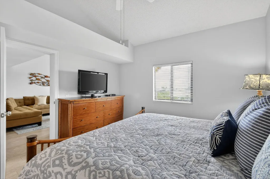 101 Ocean Bluffs Boulevard Jupiter FL 33477
