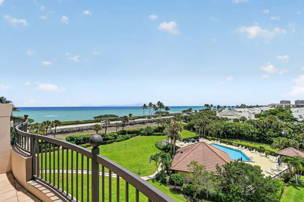 101 Ocean Bluffs Boulevard Jupiter FL 33477