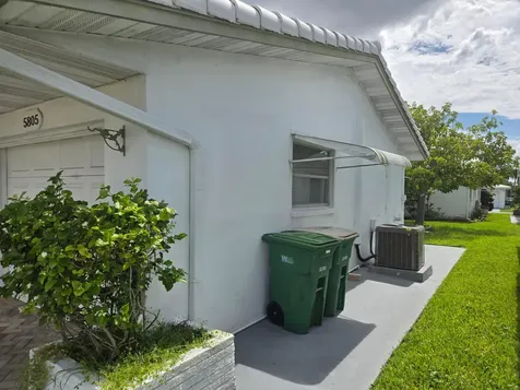 5805 NW 83rd Avenue Tamarac FL 33321
