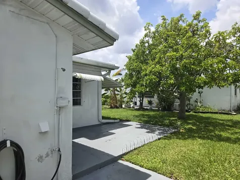 5805 NW 83rd Avenue Tamarac FL 33321