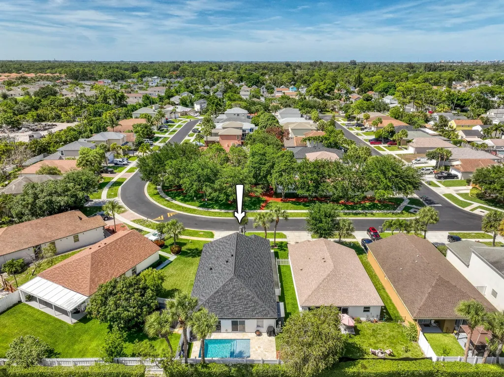 6036 Azalea Circle West Palm Beach FL 33415