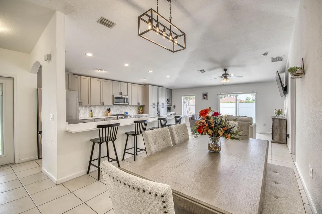 6036 Azalea Circle West Palm Beach FL 33415