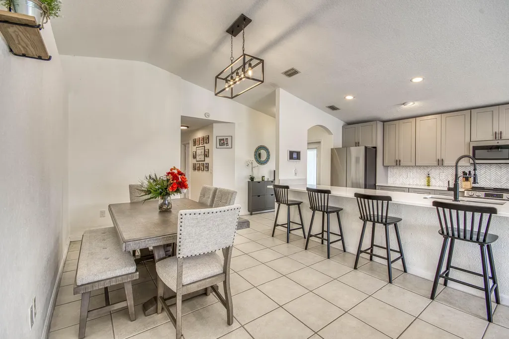 6036 Azalea Circle West Palm Beach FL 33415