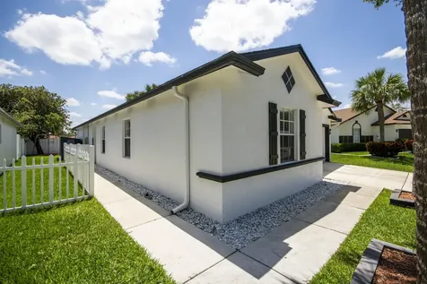 6036 Azalea Circle West Palm Beach FL 33415