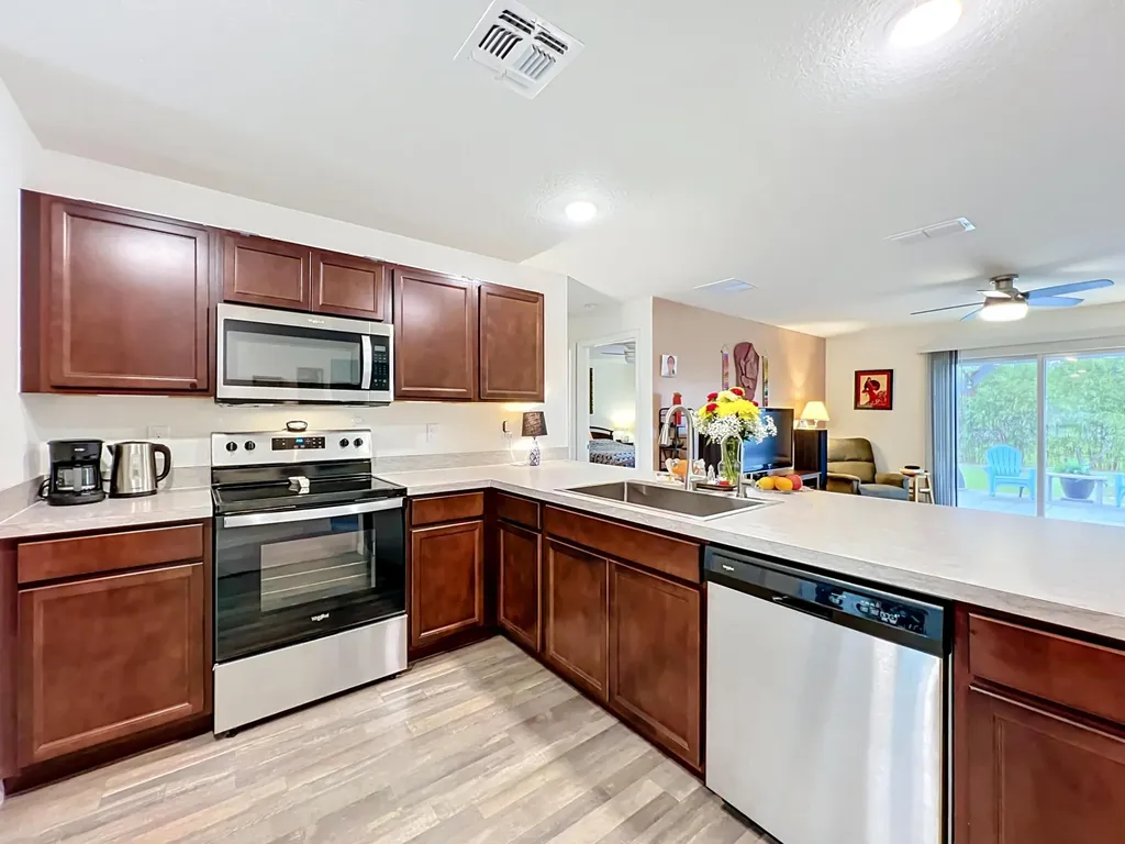 3250 Halden Avenue SE Palm Bay FL 32909