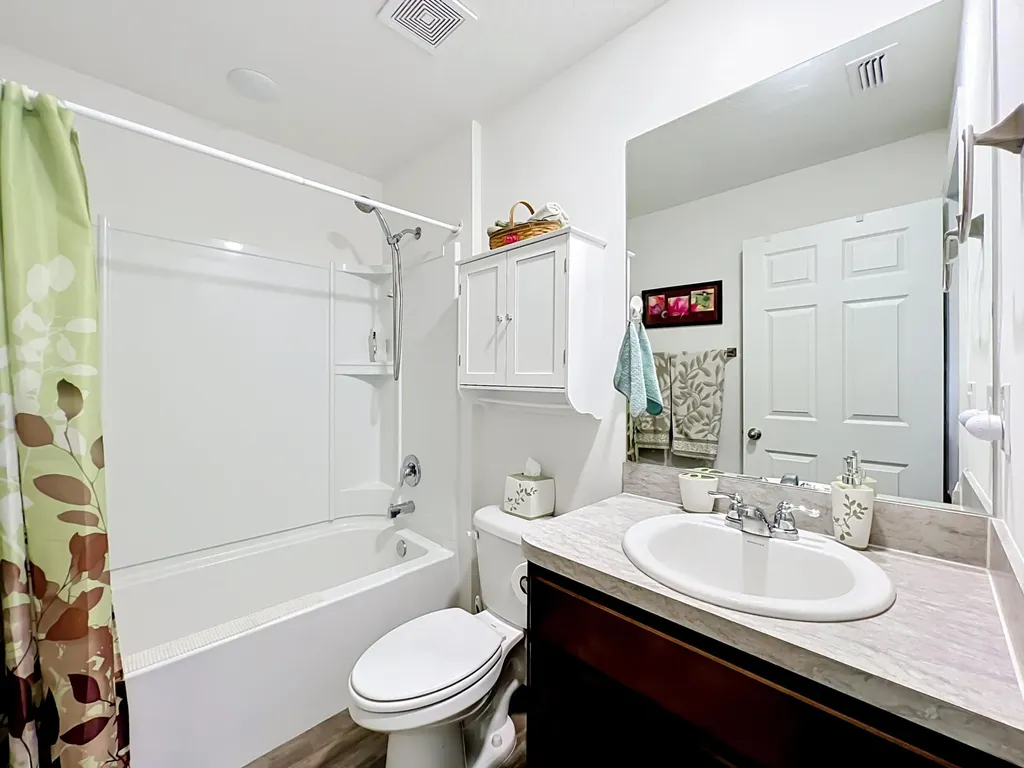 3250 Halden Avenue SE Palm Bay FL 32909