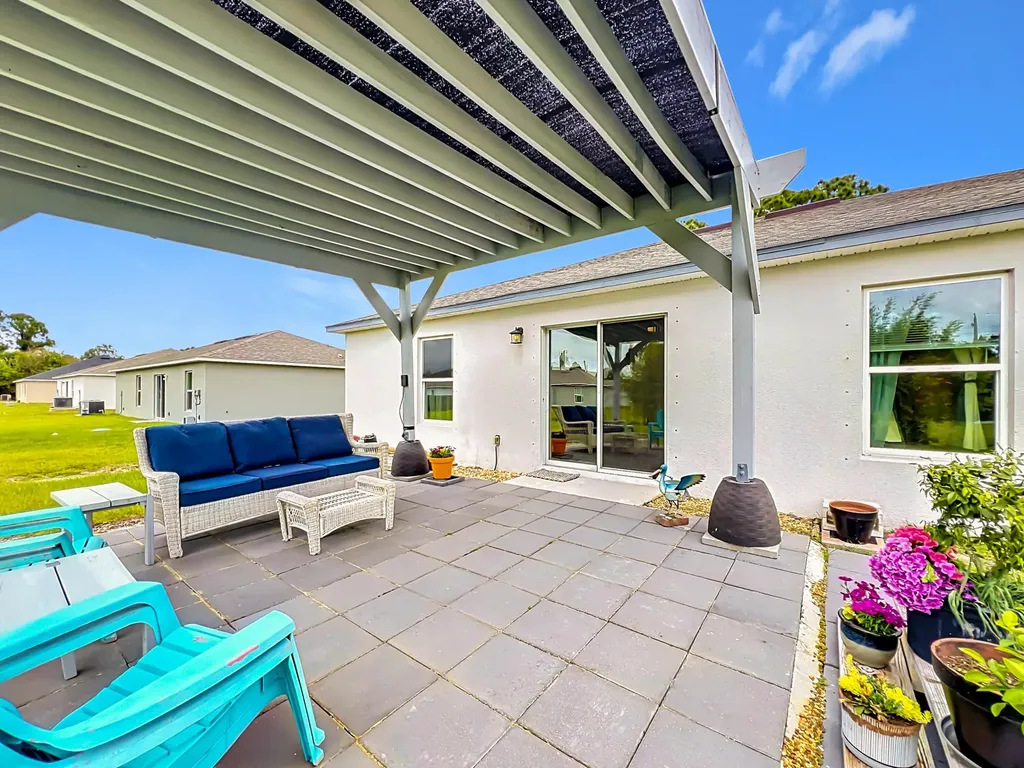 3250 Halden Avenue SE Palm Bay FL 32909