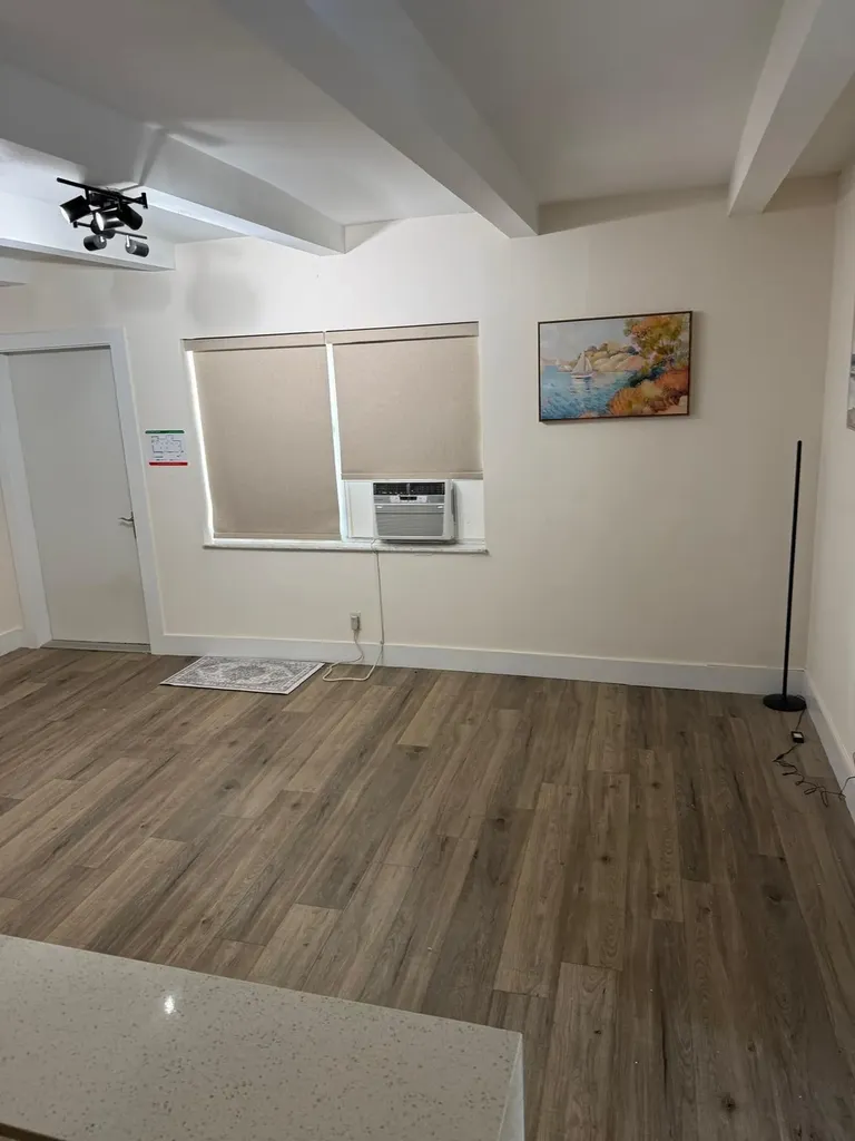 1020 N Victoria Park Road Fort Lauderdale FL 33304