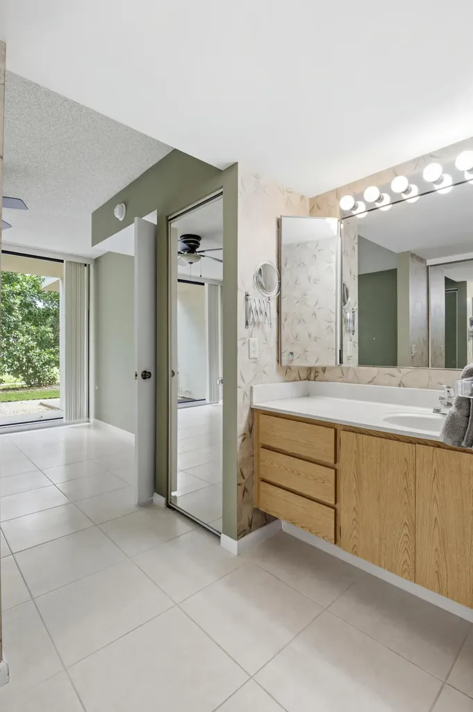 6145 Balboa Circle Boca Raton FL 33433
